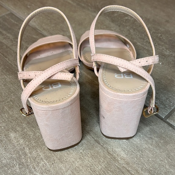 BP Pink Heel - Women’s Size 8.5M - Picture 4 of 8